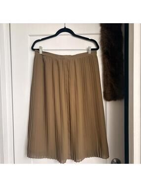 VINTAGE PLEATED SKIRT